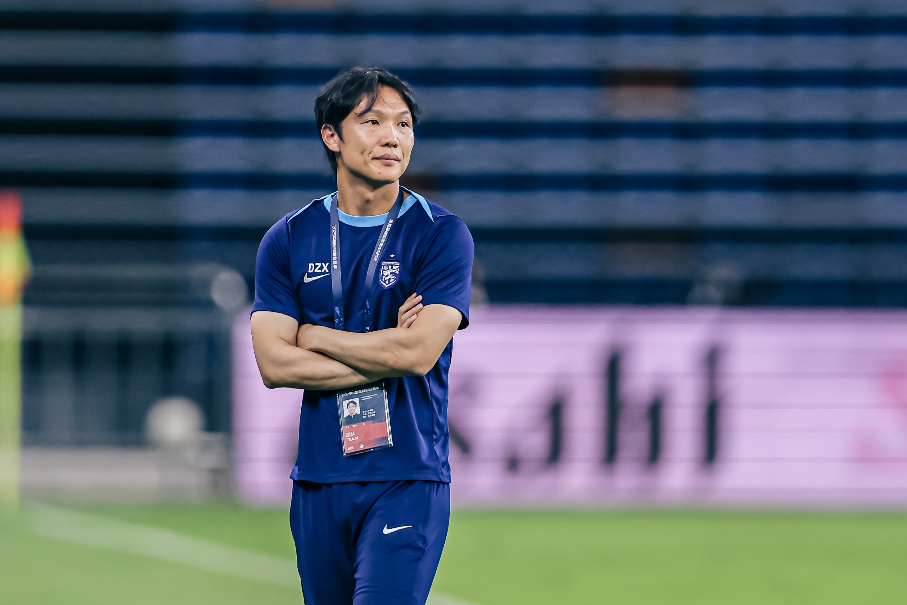 开云网页版-邓卓翔：自己也觉得执教三镇很意外 球队好转主要功劳在球员