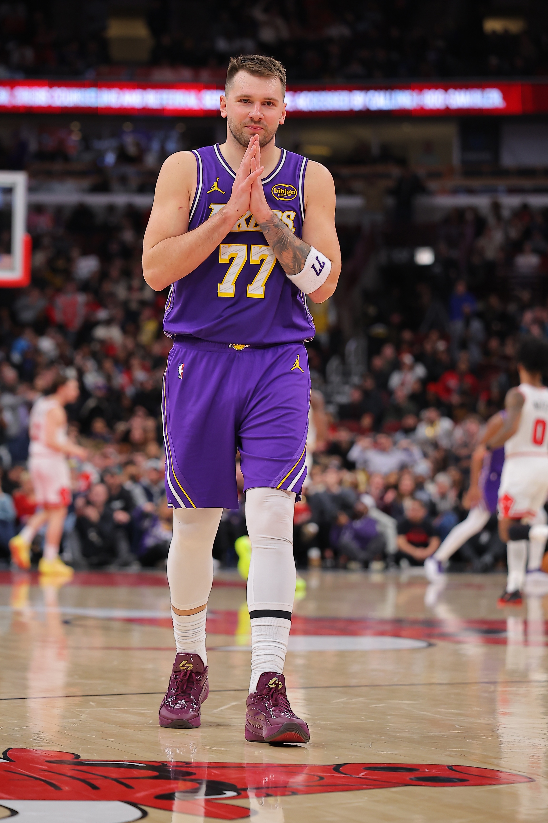 Kaiyun-媒体人：东契奇嘻嘻哈哈拿下46+7+11 得分这件事对他实在太容易了